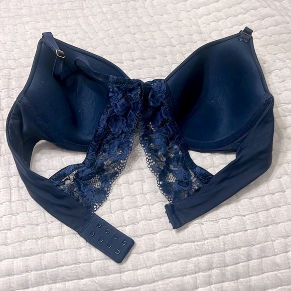 Excellent Condition Soma 36C Embraceable Racerback Light Lining Lace Navy Blue - Picture 7 of 7